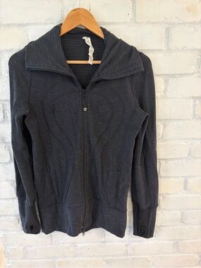 lululemon athletica Forme Jacket in Black Deep Coal (B4)